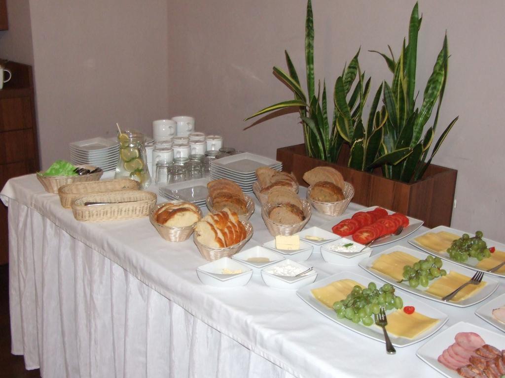 Willa Strzelnica Otel Kościerzyna Dış mekan fotoğraf