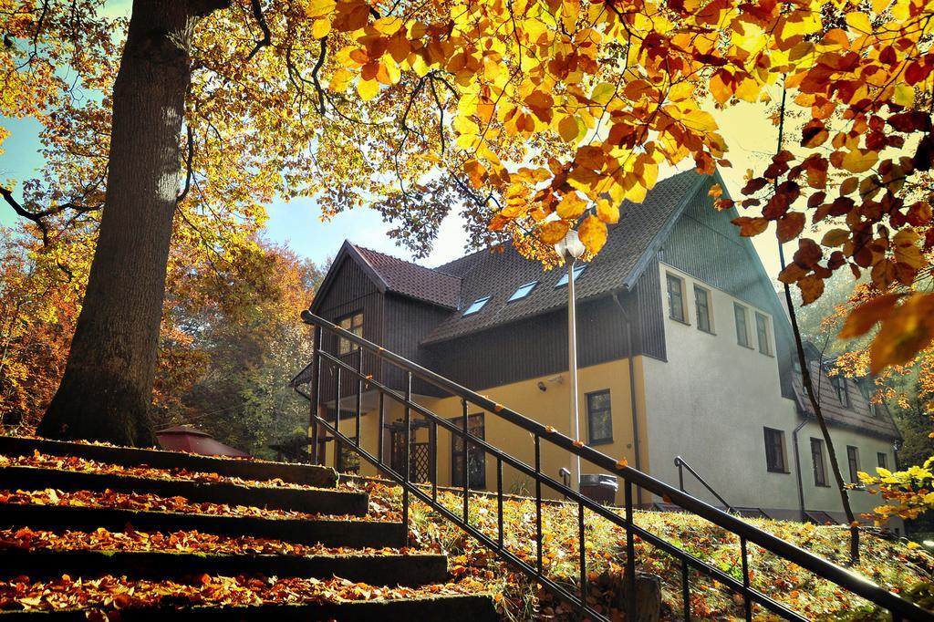 Willa Strzelnica Otel Kościerzyna Dış mekan fotoğraf